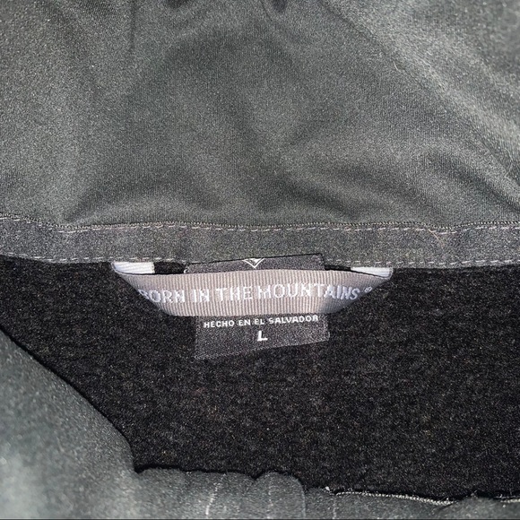 Born In the Mountains Fleece Jacket L - Picture 2 of 3